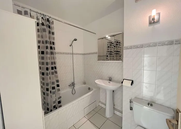 Apartment Sr300-012 Appt 2 Pieces Mezzanine 4 Personnes St Raphael